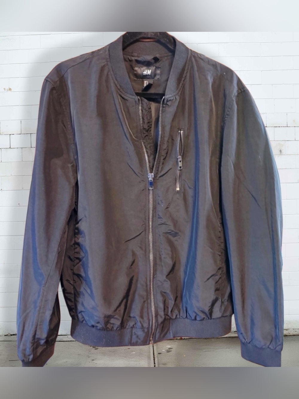 H&M Men's Classic Black Bomber Jacket NWOT No Flaws size Small